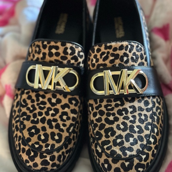 Michael Kors leopard print loafers. Size 8. New without tags. - Picture 3 of 3